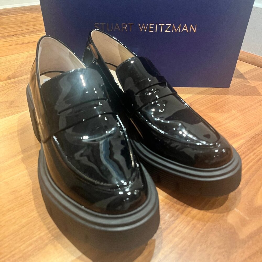 STUART WEITZMAN Soho Black Patent Leather Lug-Sole Penny Loafers Sz 9.5 B